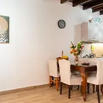 Kathryn's House Apartman *