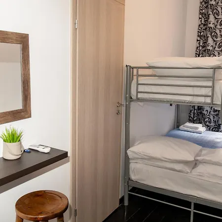 아파트 Kathryn's House